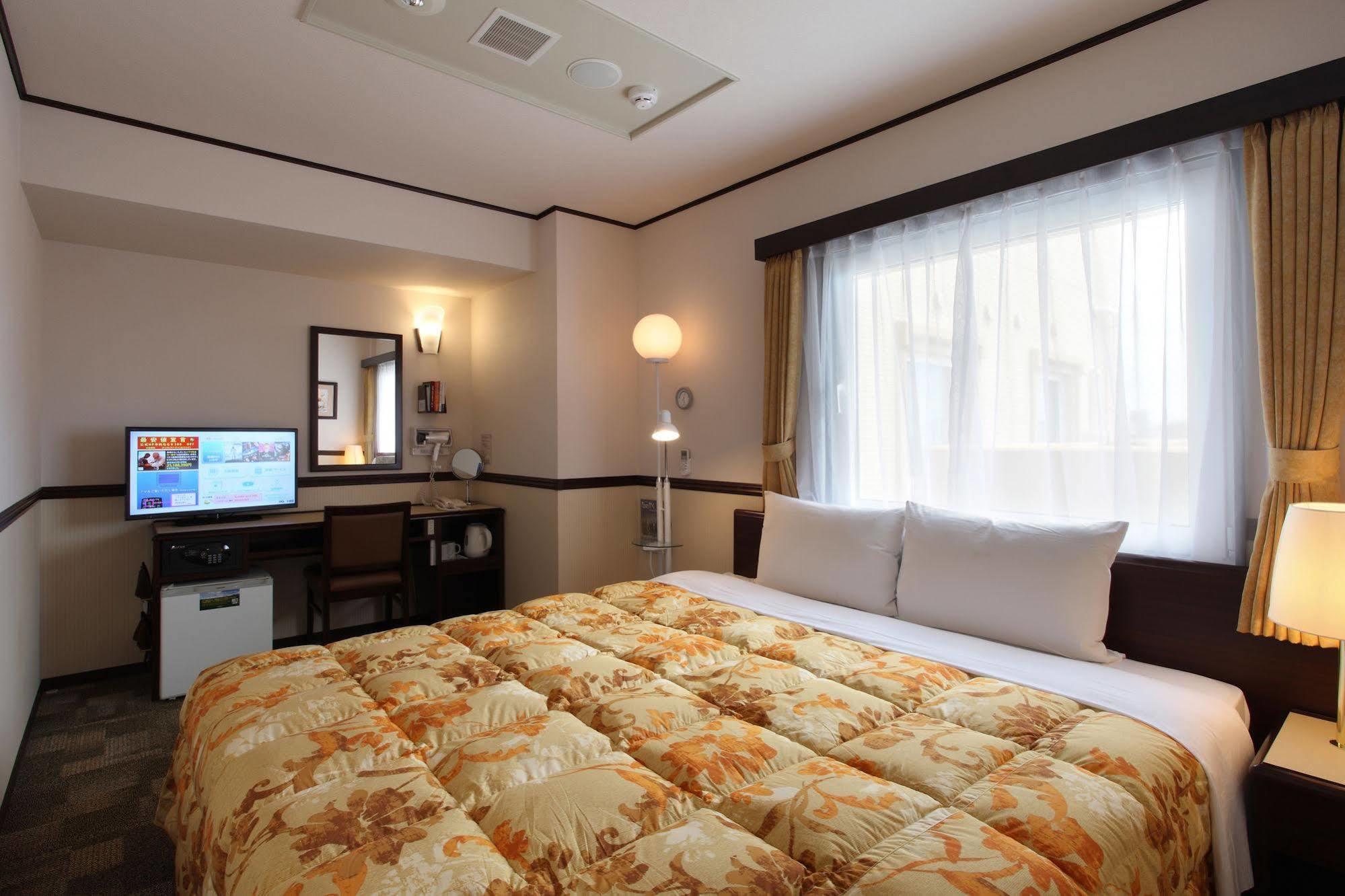 Toyoko Inn Shonan Hiratsuka Eki Kita Guchi No 2 Ngoại thất bức ảnh